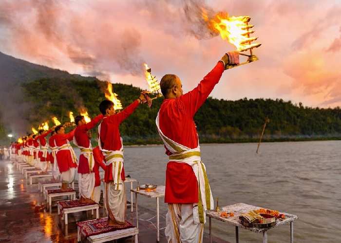 Golden Triangle Tour with Varanasi