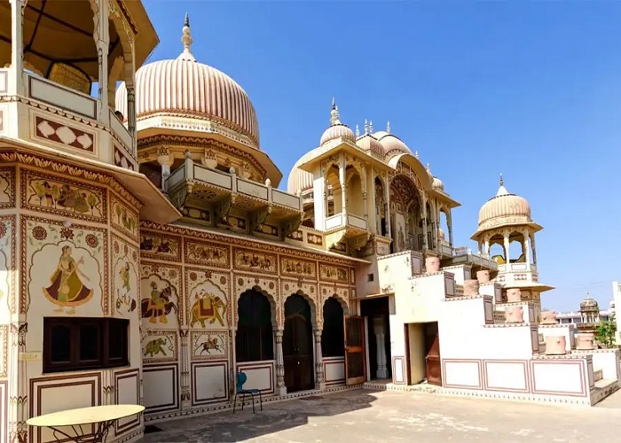 Golden Triangle Tour with Mandawa