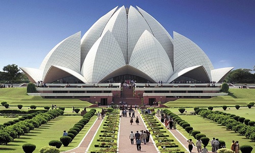 12:00 PM – Lotus Temple