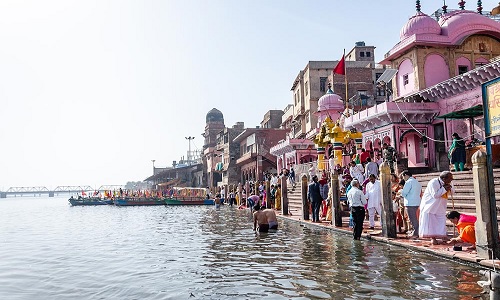 11:30 AM – Vishram Ghat