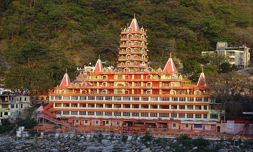01:30 PM – Drive to Rishikesh